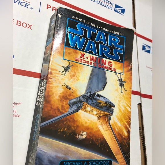 Wedge's Gamble: Star Wars Legends (X-Wing)...
Series #2 by Michael A. Stackpole - Picture 1 of 13